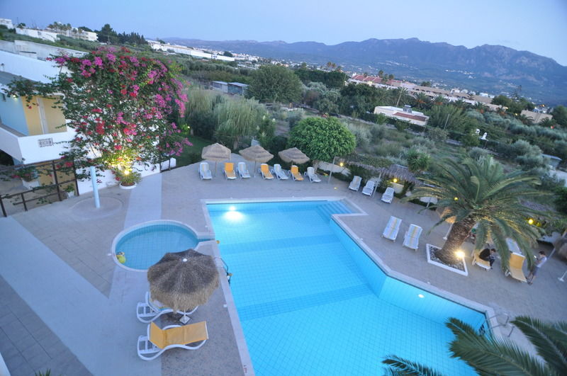 Golden Star Relax Hotel - Adults Only 16 Plus Тігакі Екстер'єр фото