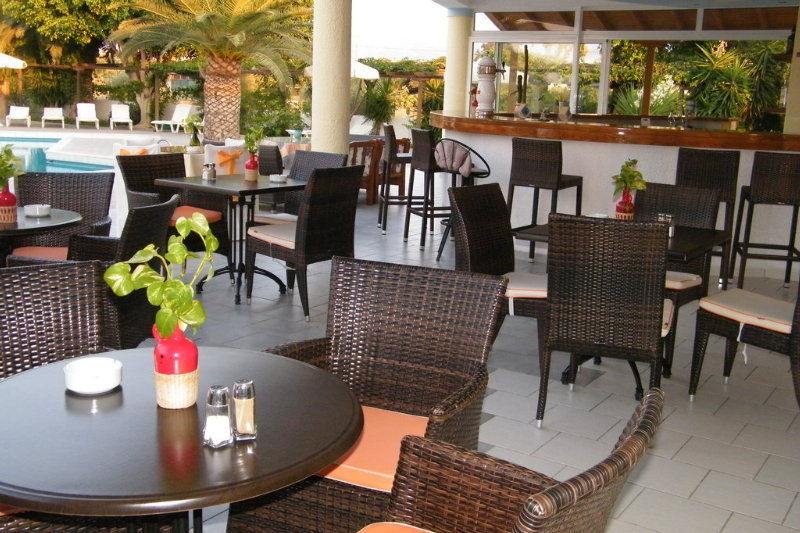 Golden Star Relax Hotel - Adults Only 16 Plus Тігакі Екстер'єр фото
