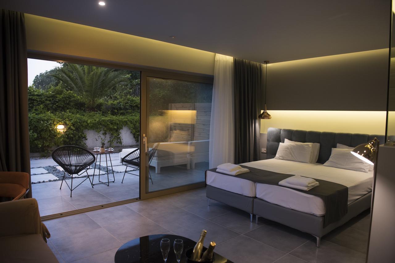 Golden Star Relax Hotel - Adults Only 16 Plus Тігакі Екстер'єр фото