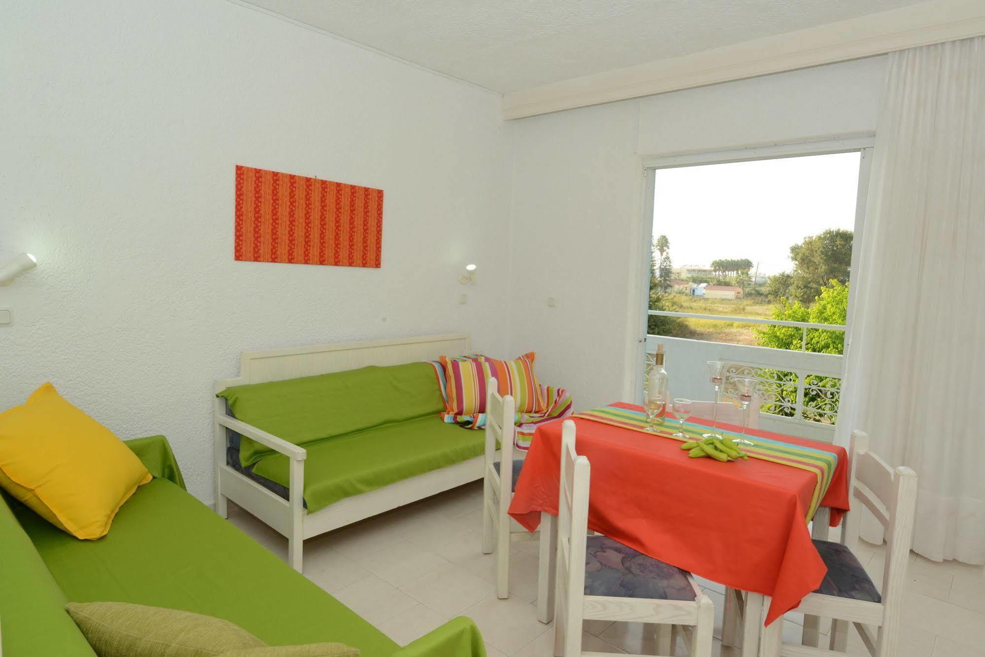 Golden Star Relax Hotel - Adults Only 16 Plus Тігакі Екстер'єр фото